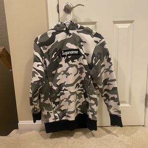 Camo supreme hoodie